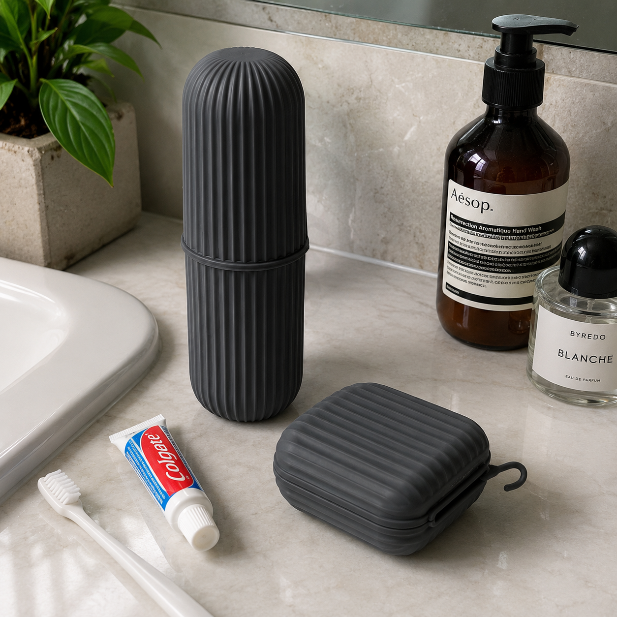 Kit de Higiene para Viagem com Porta-Escova e Saboneteira